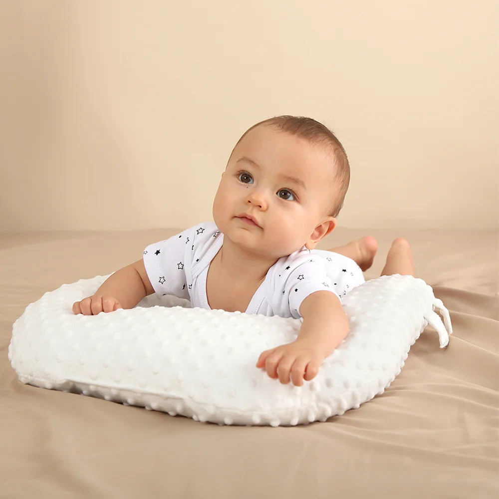 Coussin ergonomique pour bebe blanc