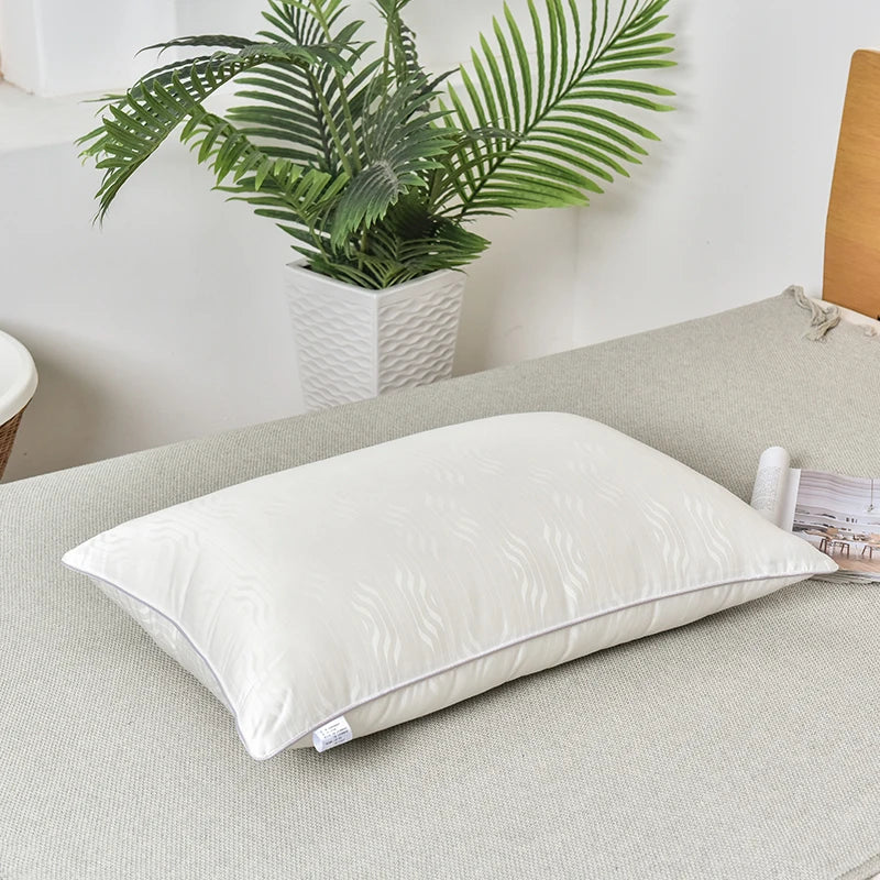 Oreiller ergonomique anti acarien blanc