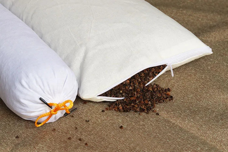 Oreiller pour les cervicales ergonomique marron
