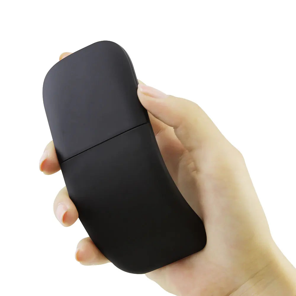 Souris plate ergonomique noir main