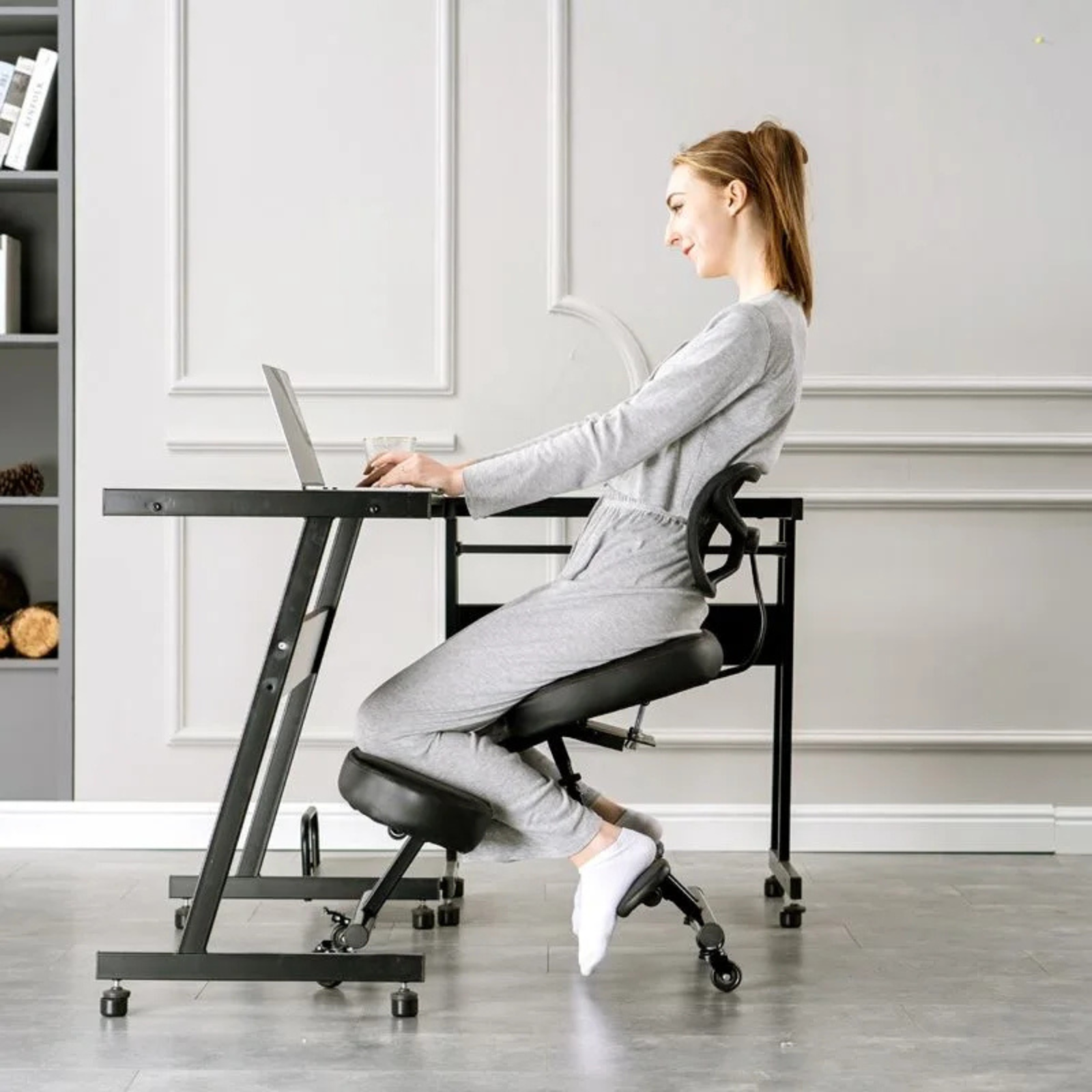 chaise-assis-debout-ergonomique-presentation